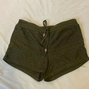 No Boundaries Olive Green Lace Front Beaded Drawstring Shorts Women's Size Small